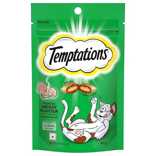 Temptations Crunchy Cat Treats, Seafood Medley Flavour, 85 g, Goodness of Protein, Vitamins & Minerals, Soft Inside Crunchy Outside, Adult, Chunk